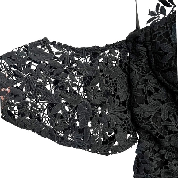 NWT SAU LEE Lace Off Shoulder Cocktail Black Asymmetric Midi Dress Sz 4 - Picture 4 of 9